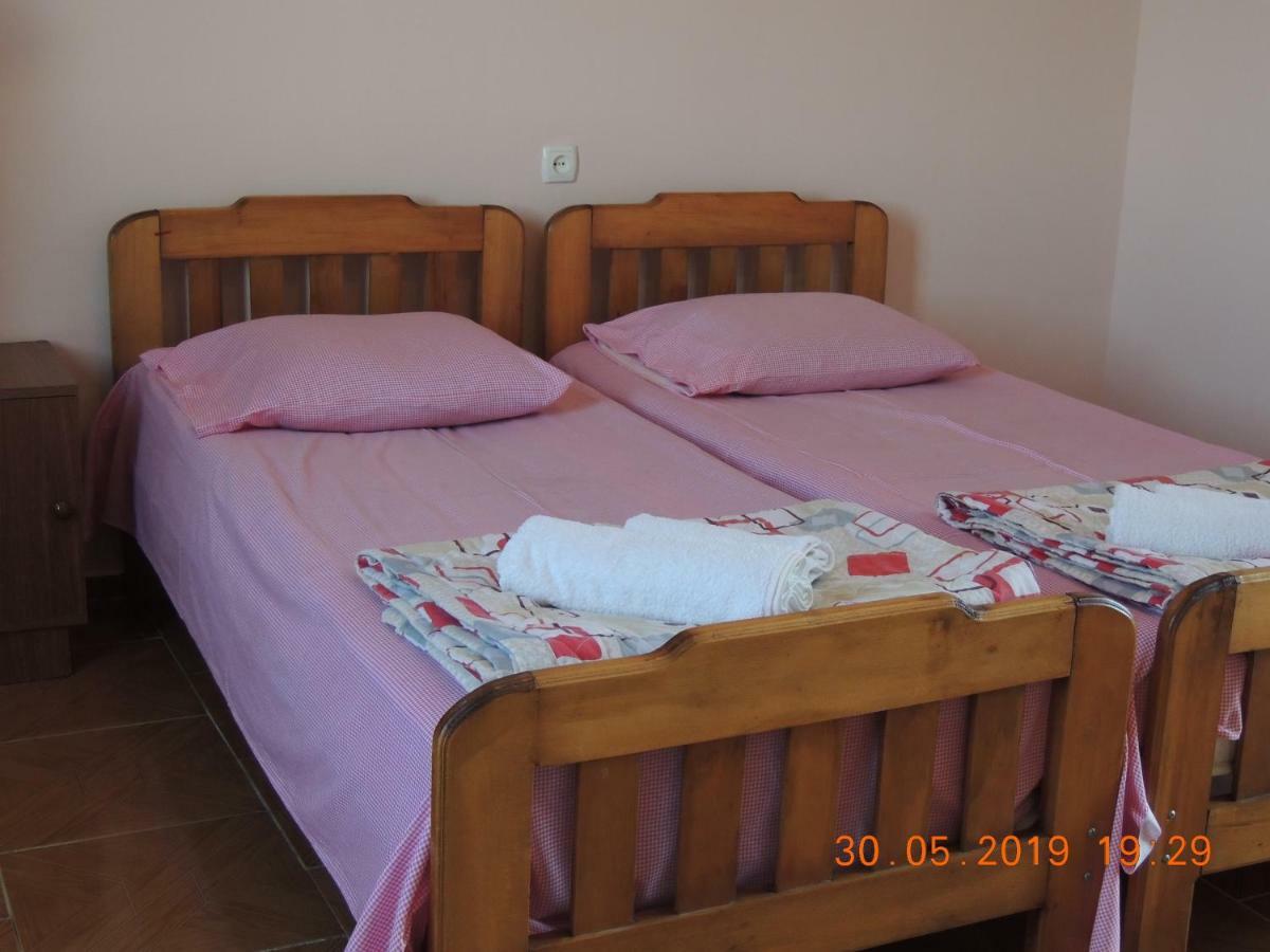 Nika Inn Kobuleti Exterior photo